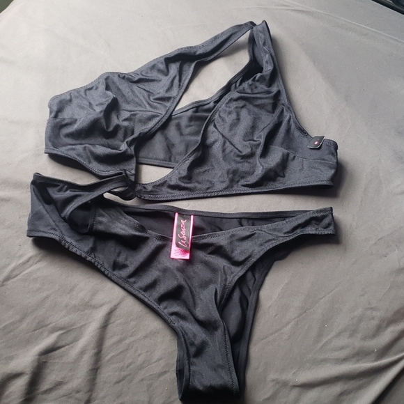 LA Senza black cutout bodysuit or swimsuit - Picture 2 of 8